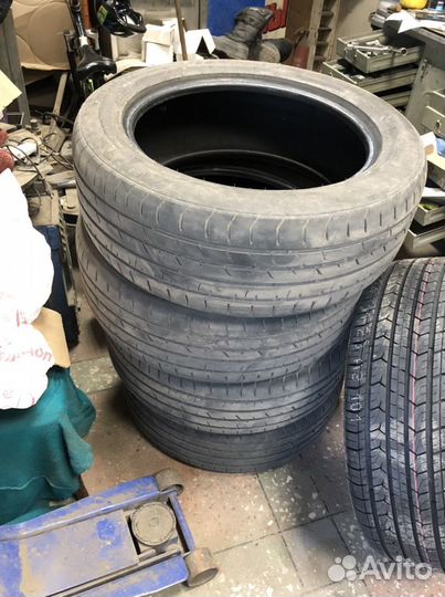Kumho 792 235/55 R19