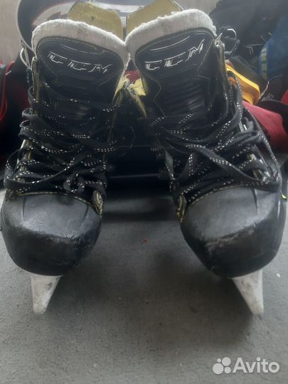 Коньки хоккейные CCM 9360 37.5 размер