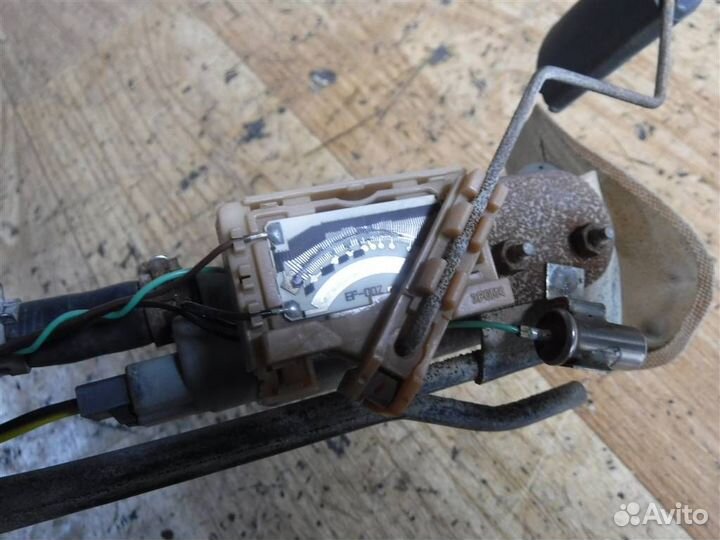 Насос топливный в бак Hyundai Sonata IV (EF) 1998