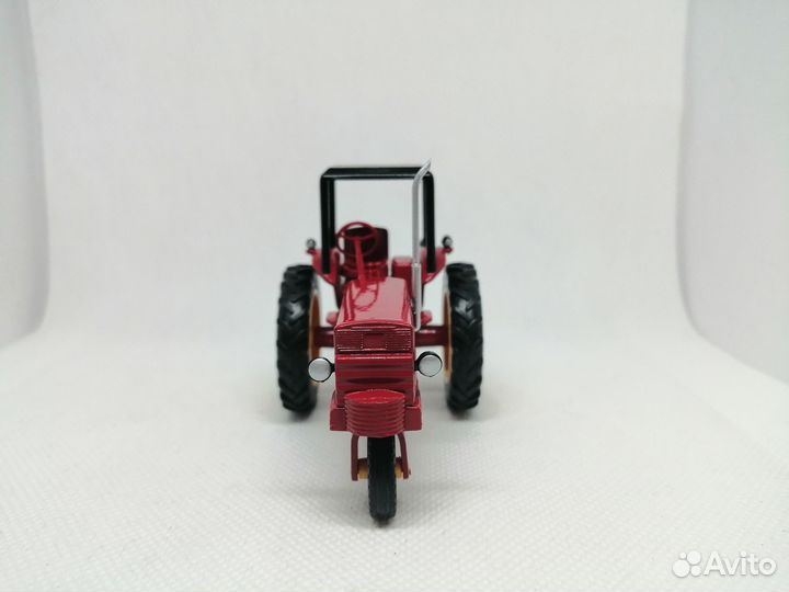 Модель Трёхколёсный трактор «Т-28хз»