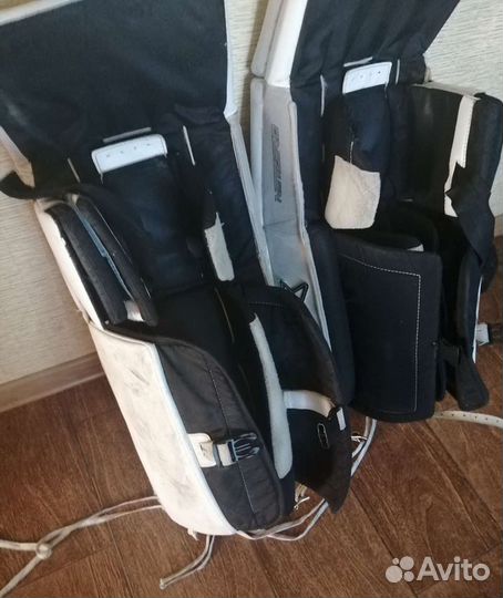 Вратарские щитки brians