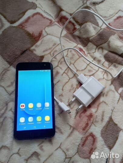 Телефон samsung j2
