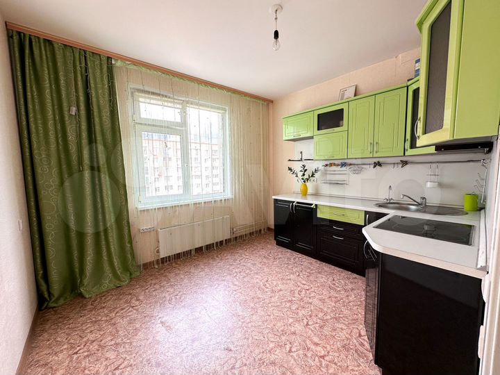 2-к. квартира, 52 м², 8/10 эт.