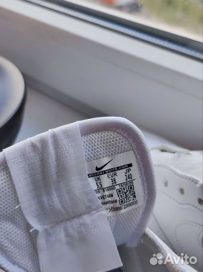 Кроссовки Nike рисунок ручной работы