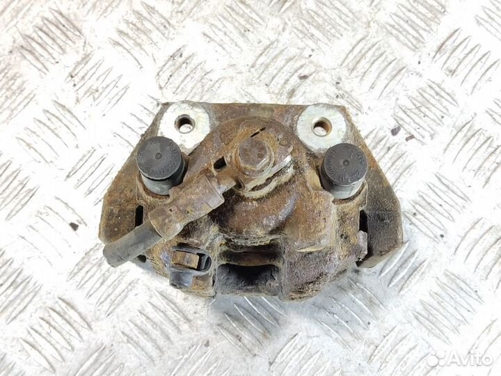 Суппорт задний левый Bmw X5 e53 2000-2007