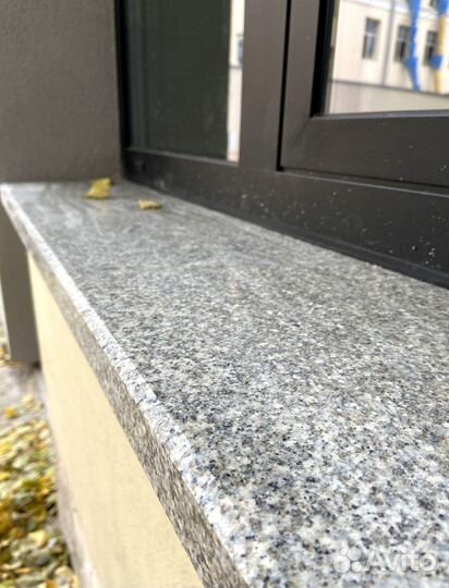 Гранитный подоконник