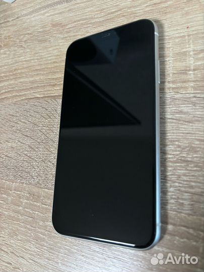 iPhone 11, 256 ГБ