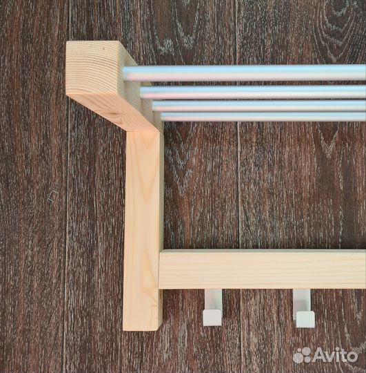 Вешалка в прихожую настенная деревянная