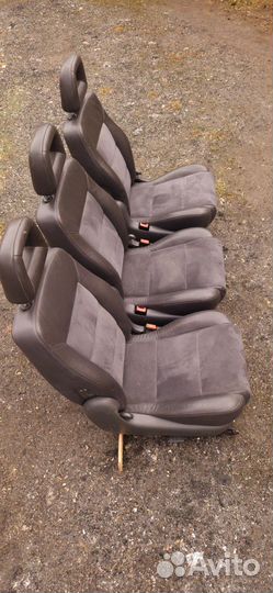 Сиденья Volkswagen Sharan 3шт