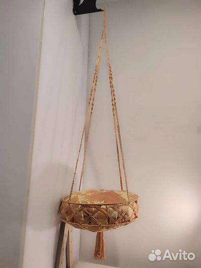 Подвесная лежанка (гамак) для кота