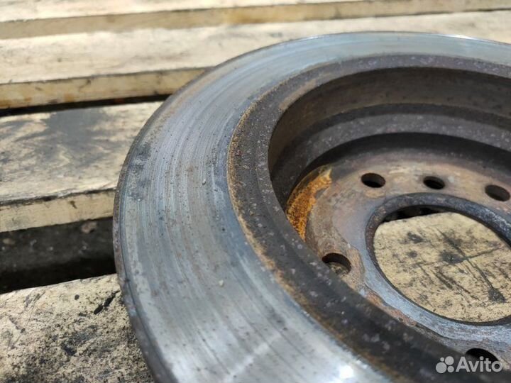 Диск тормозной задний Bmw 5 E39 M52B28 1998