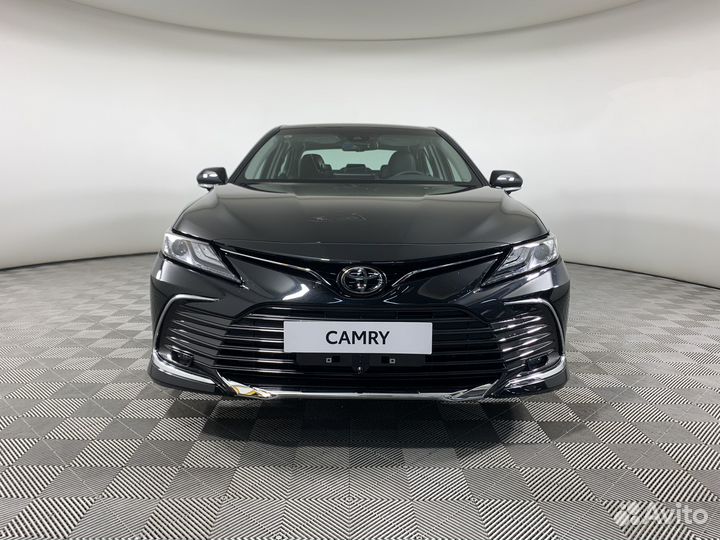 Toyota Camry 2.5 AT, 2023