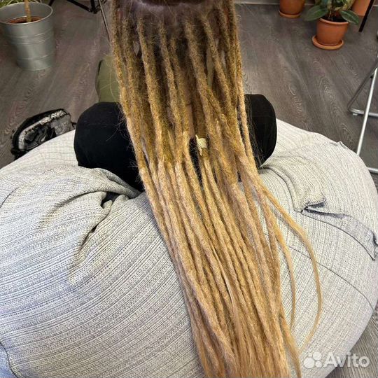 Требуется модель для заплетения дред