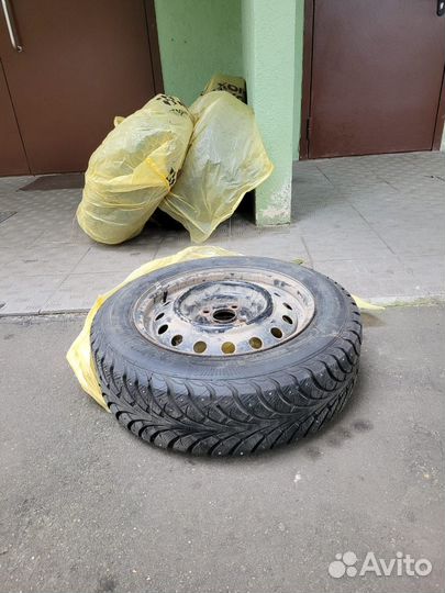 Продам колеса с дисками