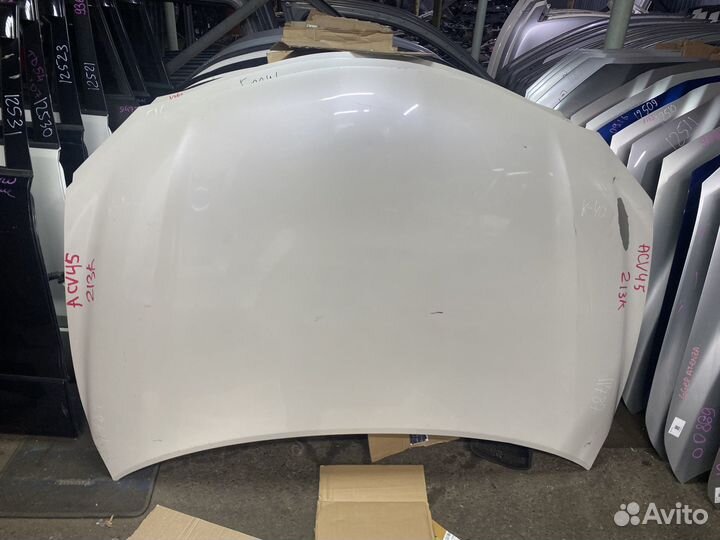 Капот Toyota Camry 40