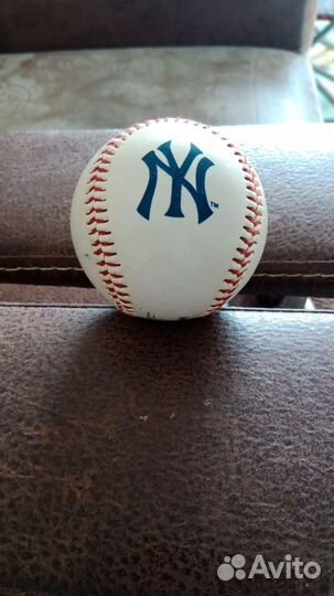 Бейсбольный мяч