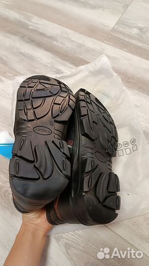 Ботинки рабочие спец обувь новая 39 с подноском