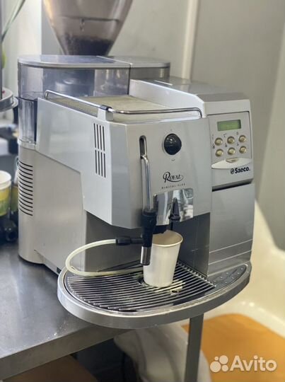 Кофемашина Saeco Royal Digital