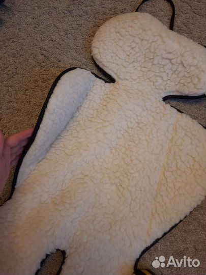 Матрас из овчины в коляску