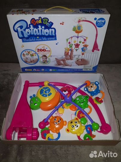 Мобиль музыкальный на кроватку