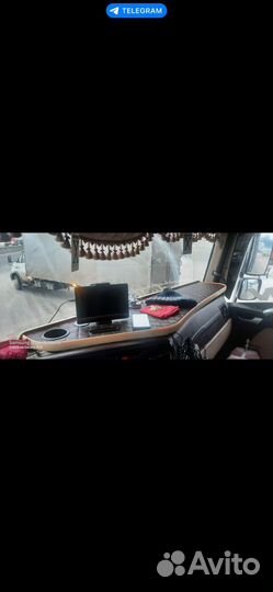 Полка столик на фав FAW J7 JH6