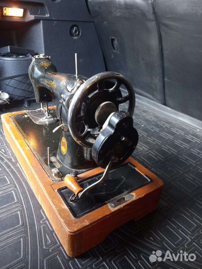 Швейная машинка пмз им. Калинина номерная