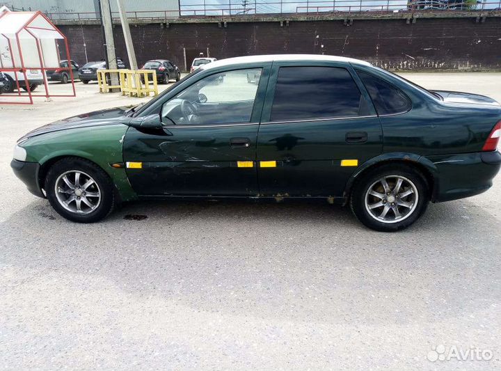 Opel Vectra, 1998