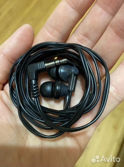 Наушники 3 шт и колонка (почта)