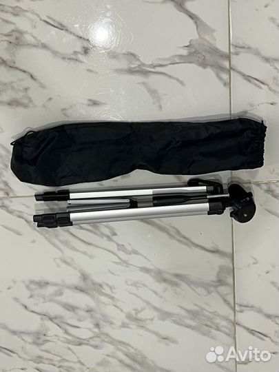 Штатив для видеокамеры dexp черный