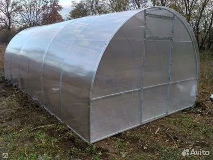 Теплица крепкая