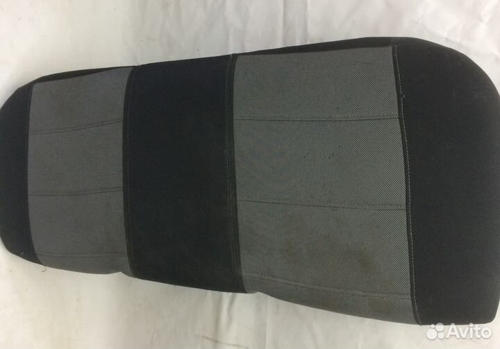 Сидение заднее-диван рено Симбол 2002г