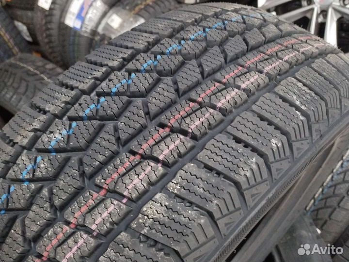 DoubleStar DW02 215/55 R17 94S