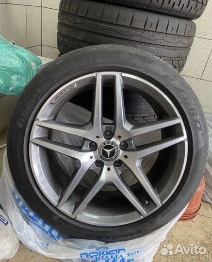 Колеса на mercedes r19 разноширокие