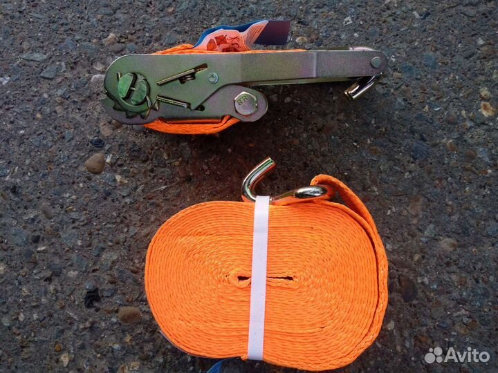 Ремень стяжной для груза в комплекте с 2 трещоткам