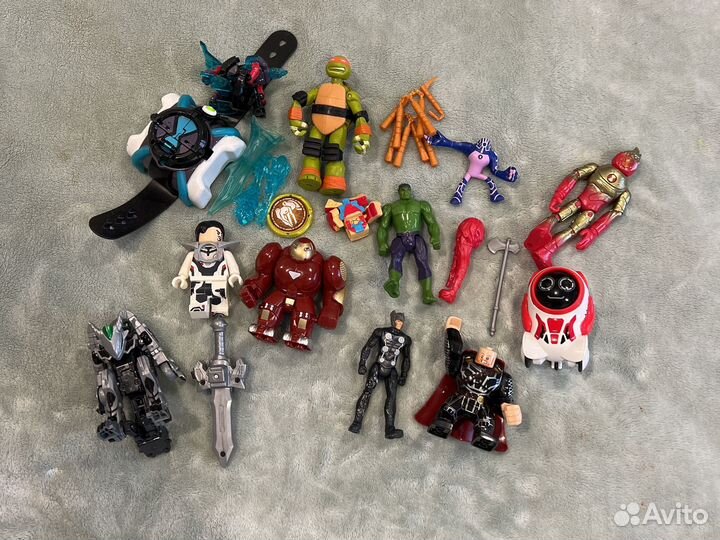 Игрушки для мальчика пакетом