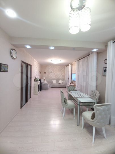 3-к. квартира, 120 м², 5/6 эт.