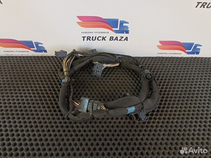 Проводка двери левой камаз 5490