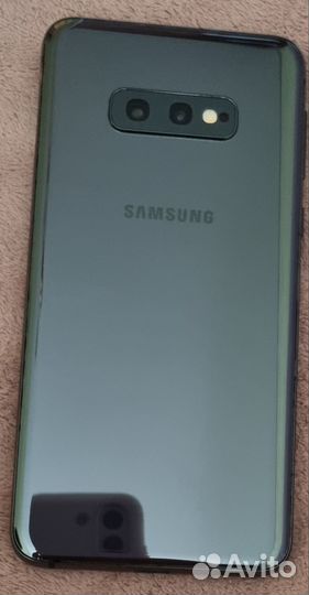 Samsung Galaxy S10e, 6/128 ГБ