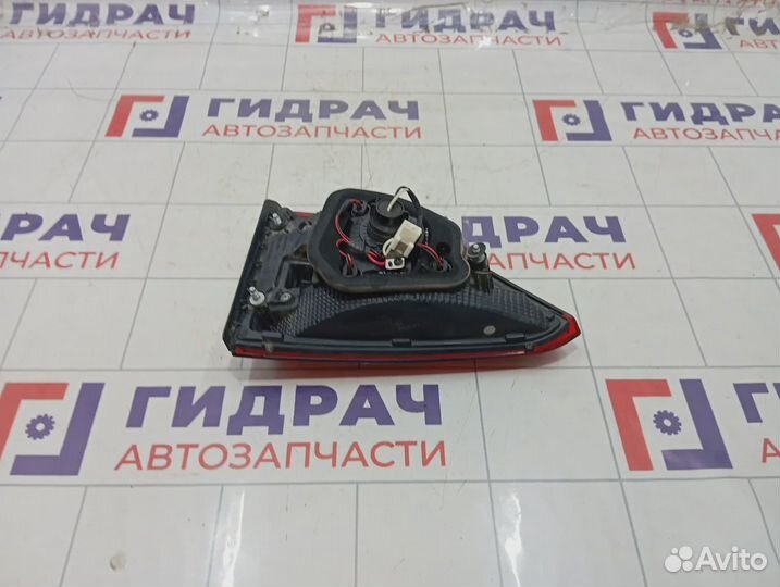 Фонарь задний внутренний правый Chery Tiggo 4 J684433040