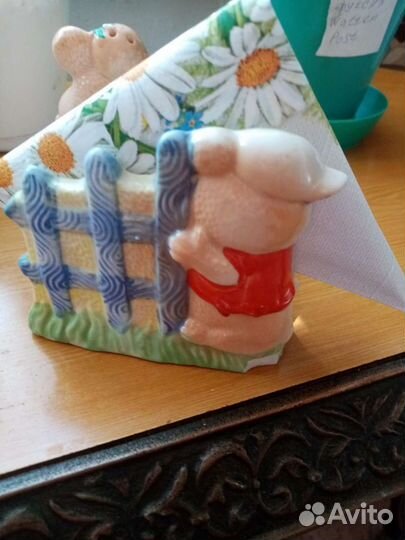 Салфетница с солонкой