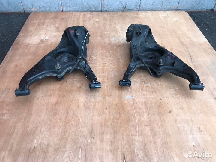 Рычаг задний Mitsubishi Grandis передний привод