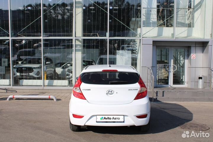 Hyundai Solaris 1.4 AT, 2011, 246 103 км