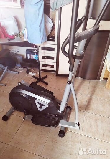 Эллиптический тренажер Torneo C-320 festa