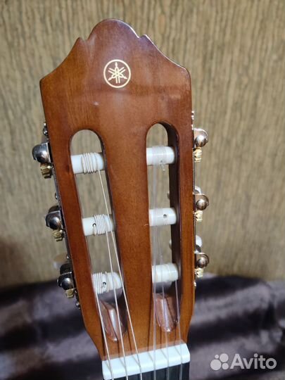 Классическая Гитара Yamaha C40