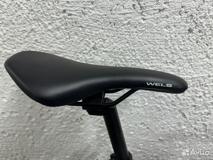 Шоссейный велосипед новый