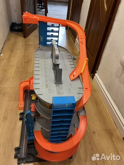 Гоночный трек hot wheels