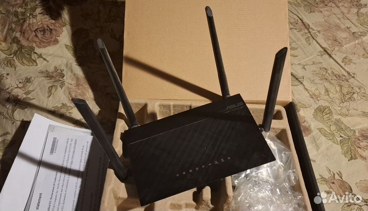 Wi-Fi роутер / Маршрутизатор Asus RT-AC1200