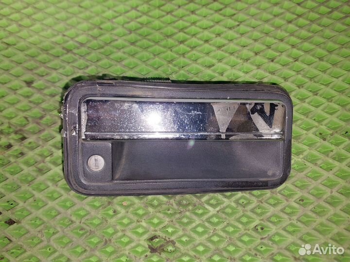 Внешние дверные ручки комплект Chevrolet Suburban