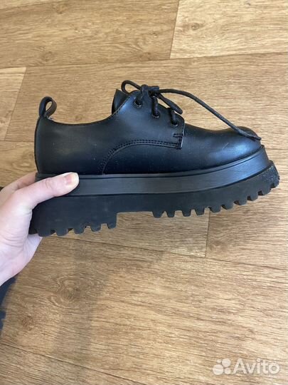 Ботинки женские 37 размер