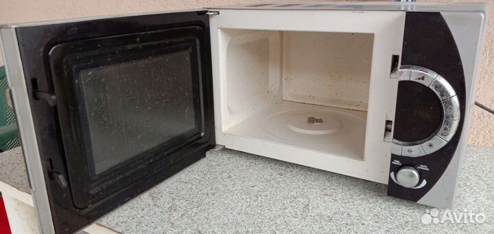 Микроволновая печь на запчасти